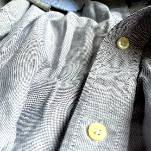 Men’s Textured Dress Shirt - Picture 2 of 2